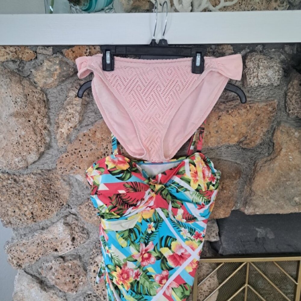 Gorgeous Hawaiian Tropical Pink Print Tankini Set